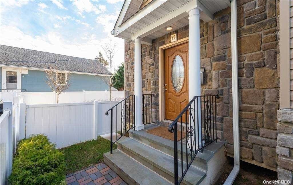 #1 photo, 56 B Sagamore Hill Drive, 长岛 华盛顿港 Port Washington , NY 11050