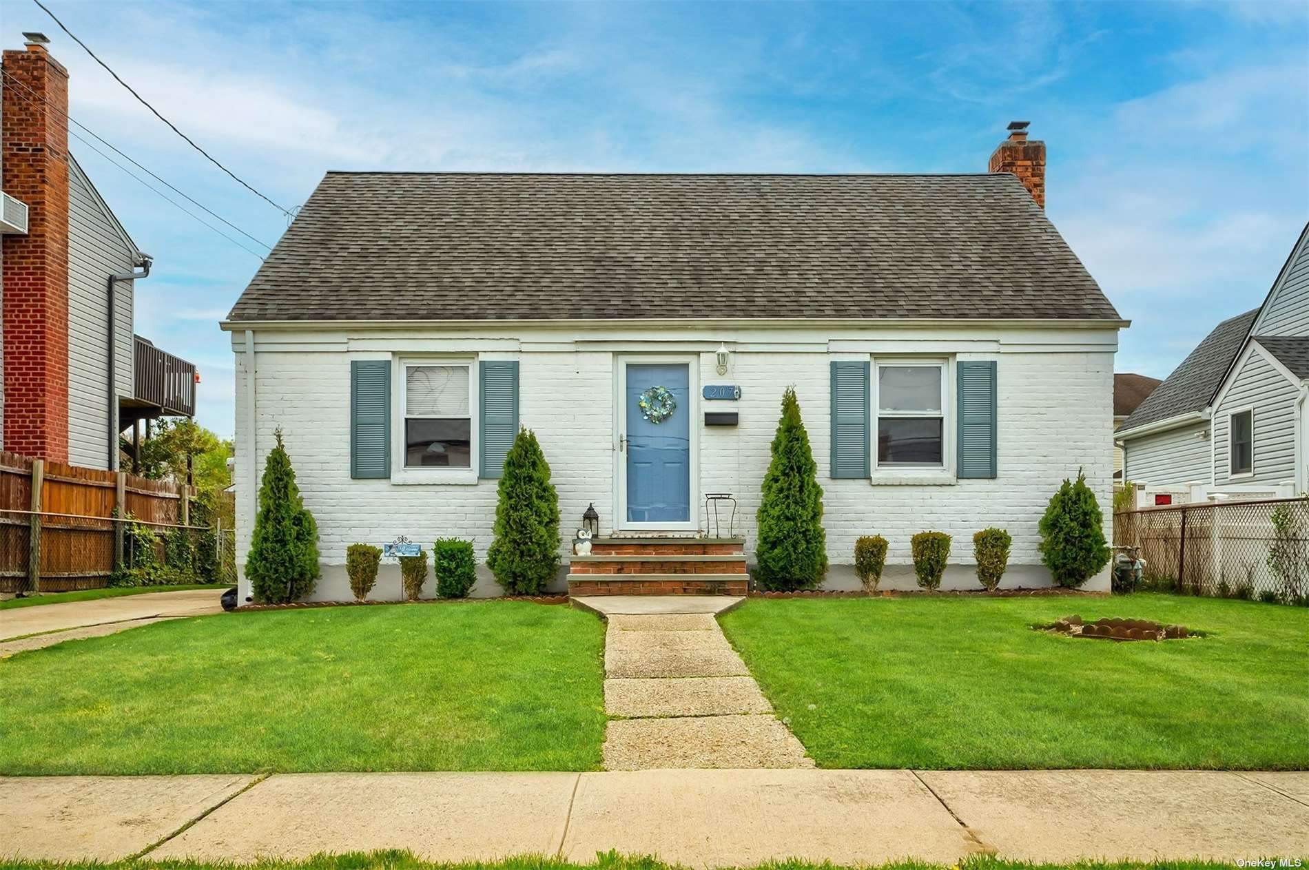 #1 photo, 207 9th Street, 长岛 Hicksville , NY 11801