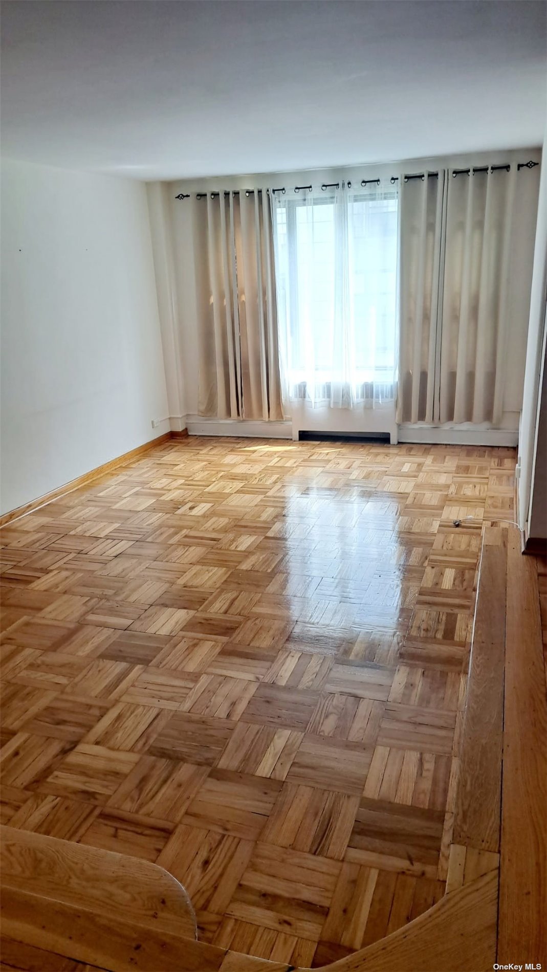 #1 photo, 98-10 64th Avenue, 皇后区 雷哥公园 Rego Park , NY 11374