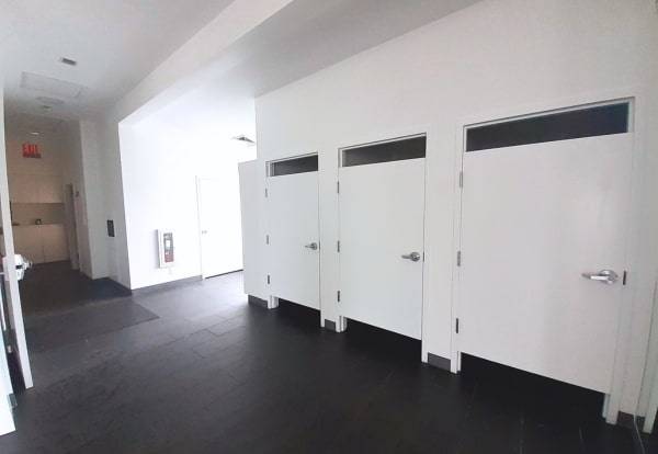 #15 photo, 760 Montauk Highway, Building 4, サフォーク郡 Water Mill , NY 11976