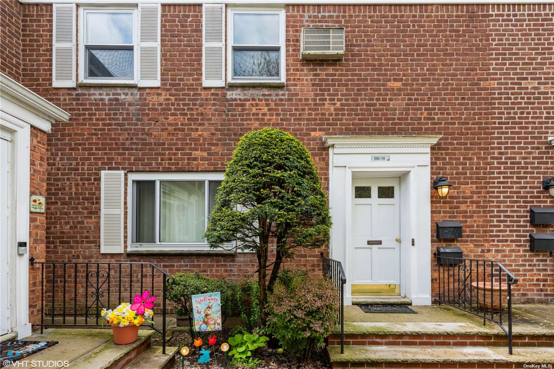 #1 photo, 260-19 Langston Avenue, Glen Oaks , NY 11004