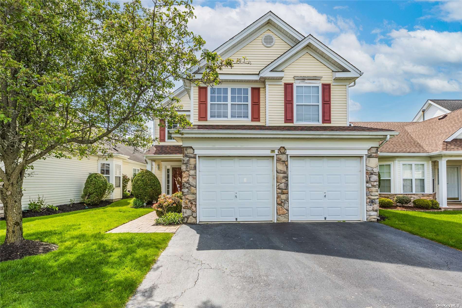 #1 photo, 6 Julia Circle, 东长岛 Middle Island , NY 11953