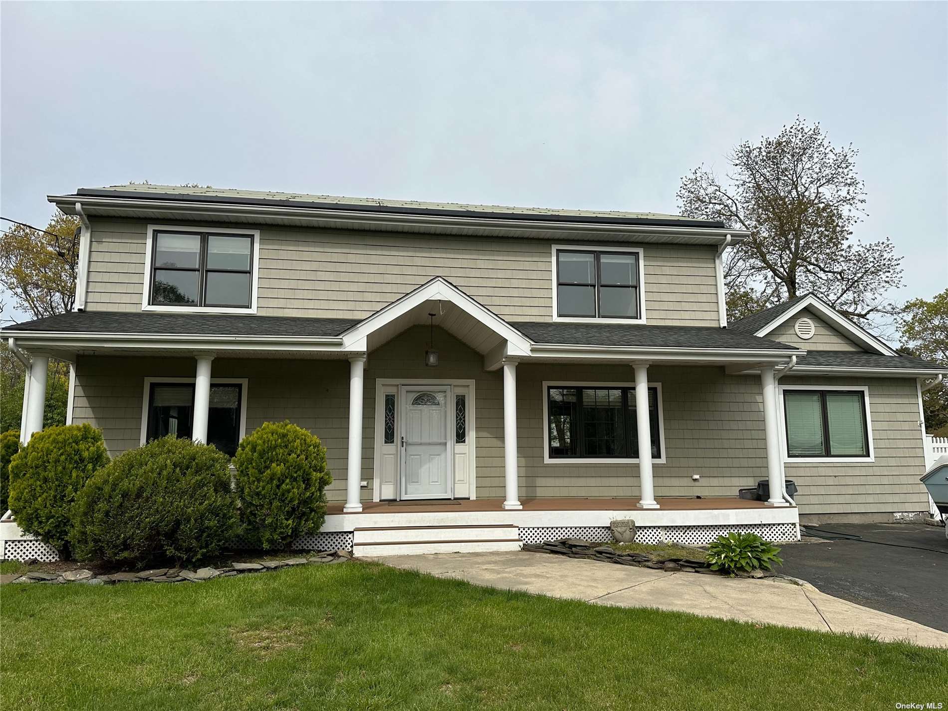 #1 photo, 2312 Louis Kossuth Avenue, 东长岛 Ronkonkoma , NY 11779