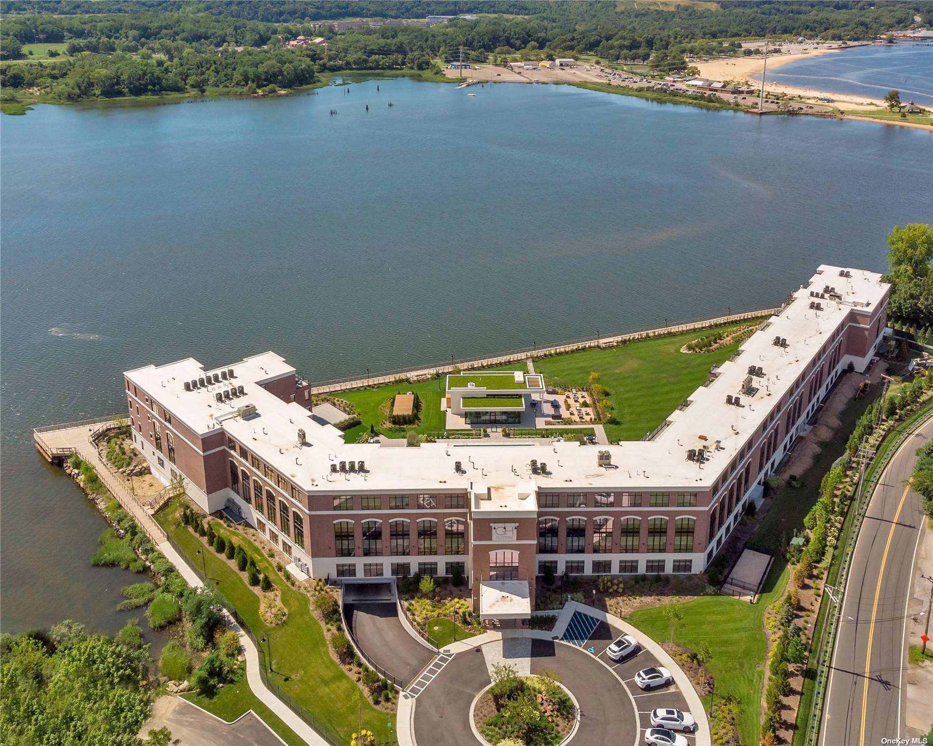 售199万9 10 Shore Road 109, 长岛 Glenwood Landing , NY 11547 MLS