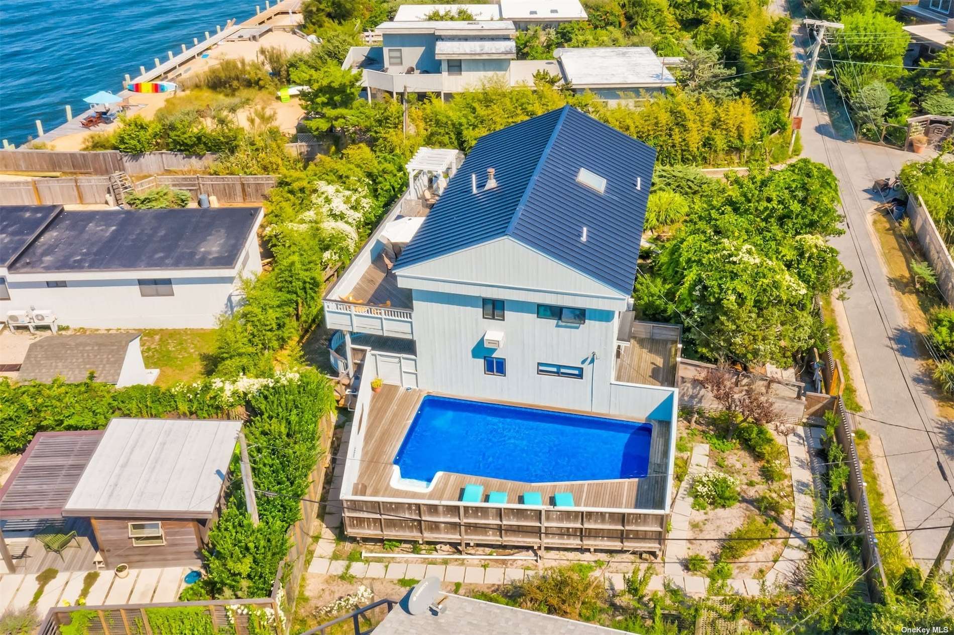 #1 photo, 29 Ivy Avenue, 东长岛 Seaview , NY 11770