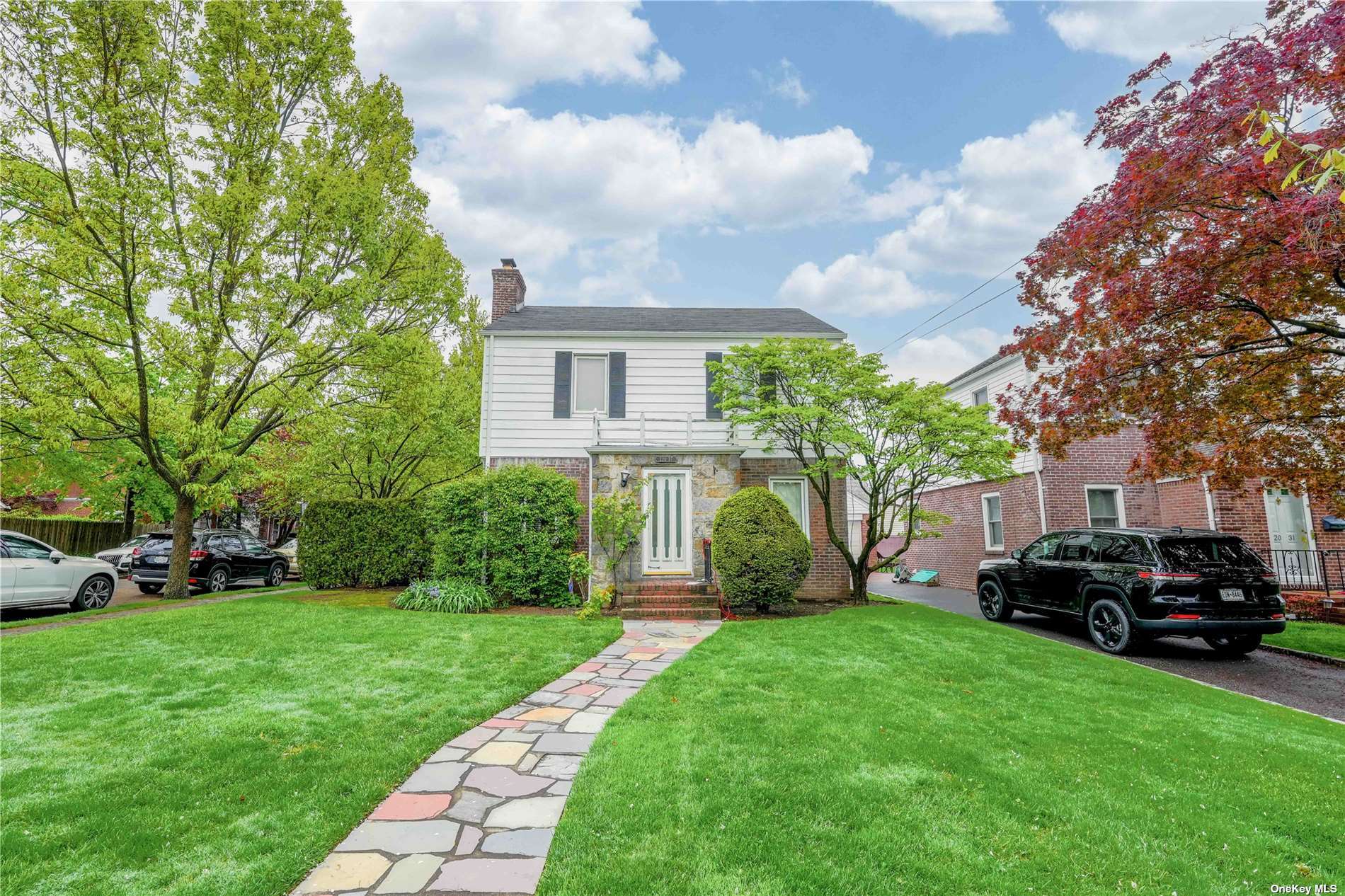 #1 photo, 220-27 43rd Avenue, 皇后區 貝塞 Bayside , NY 11361