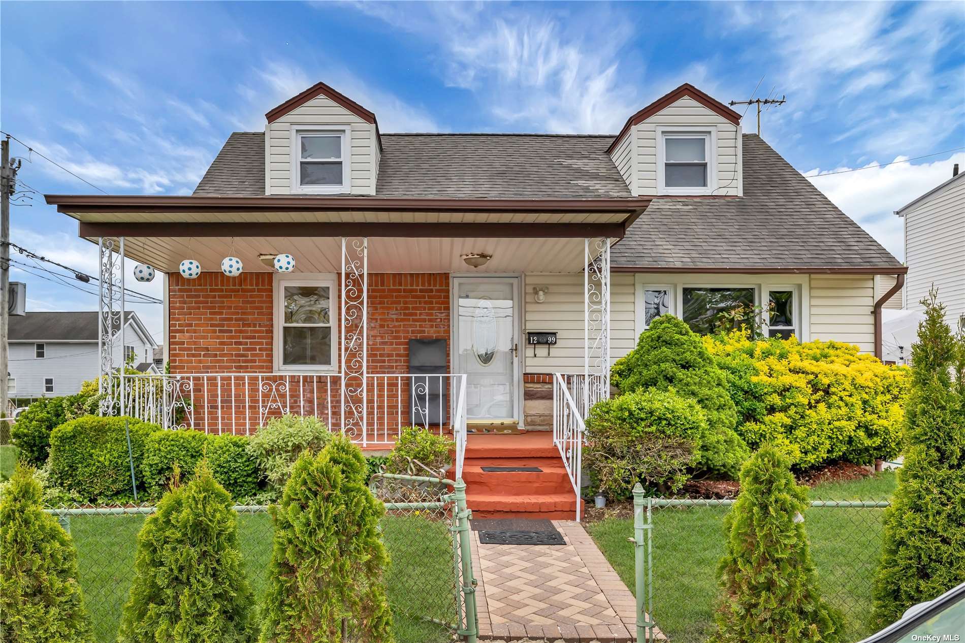 #1 photo, 1299 Scimitar Avenue, 长岛 Elmont , NY 11003