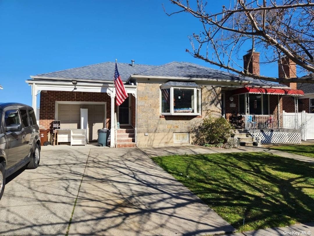 #1 photo, 7-19 129th Street, 皇后区 大学点 College Point , NY 11356