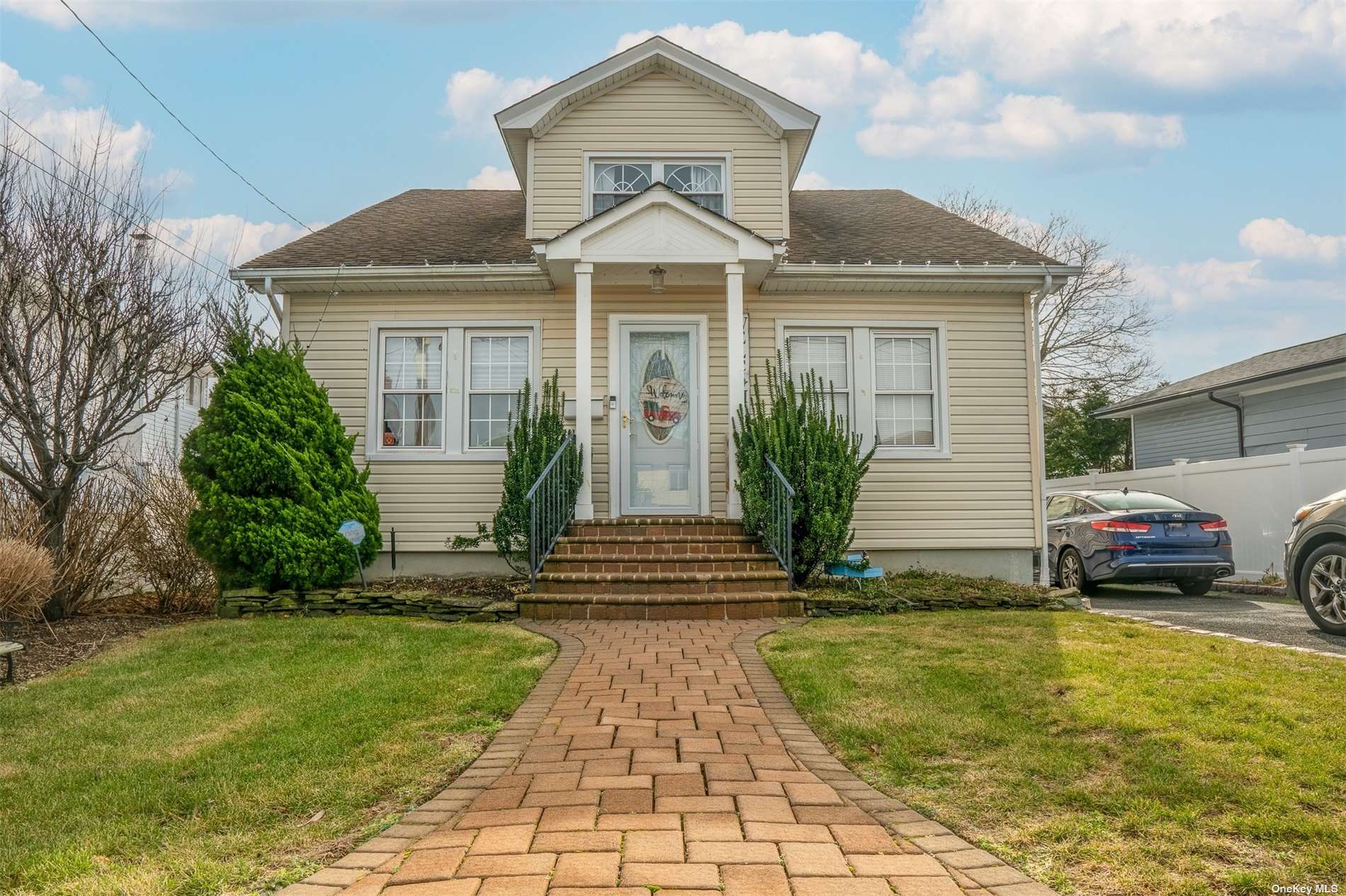 #1 photo, 2674 W Alder Road, Bellmore , NY 11710