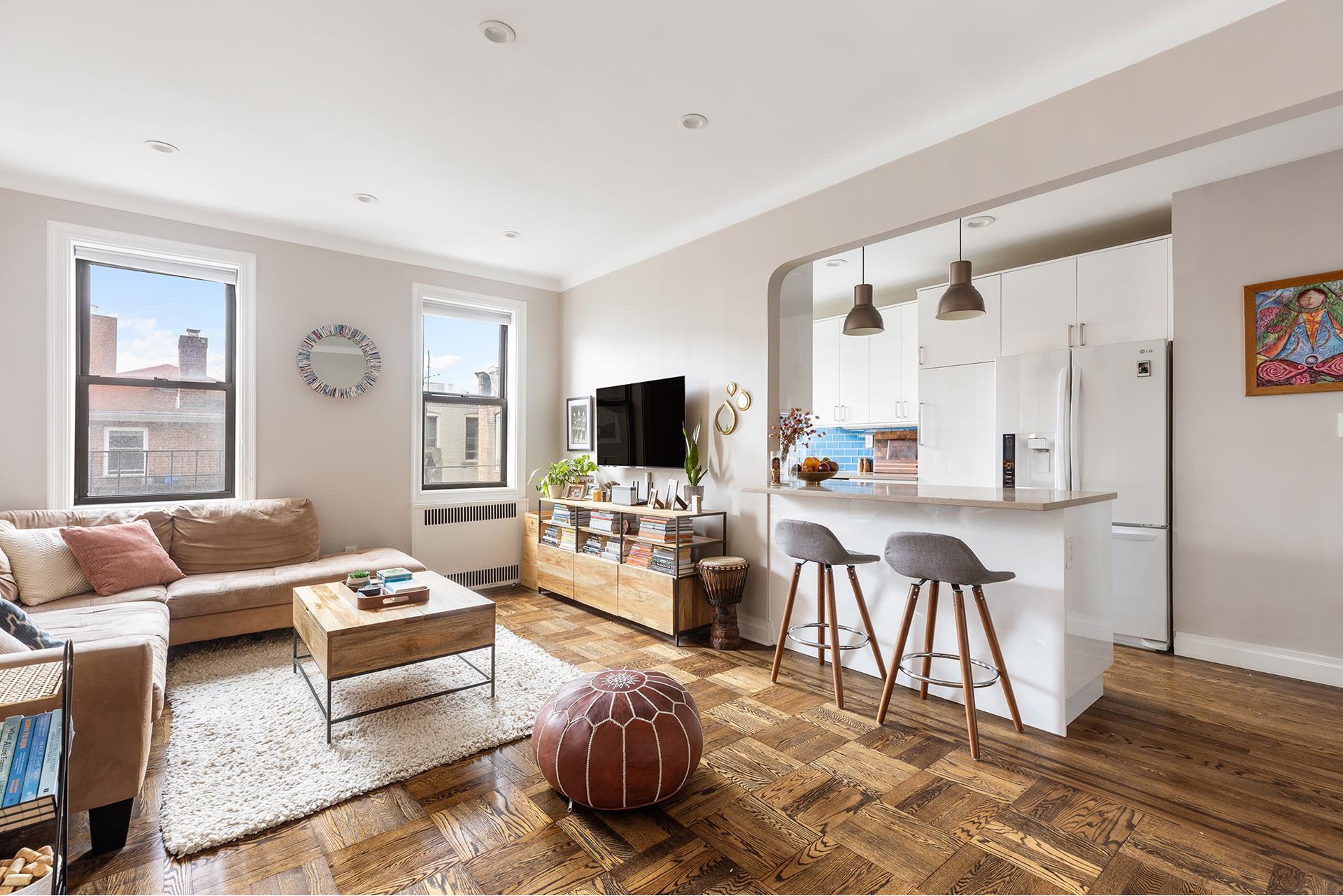 #1 photo, 192 East 8th Street, 布鲁克林 肯辛顿 Kensington , NY 11218