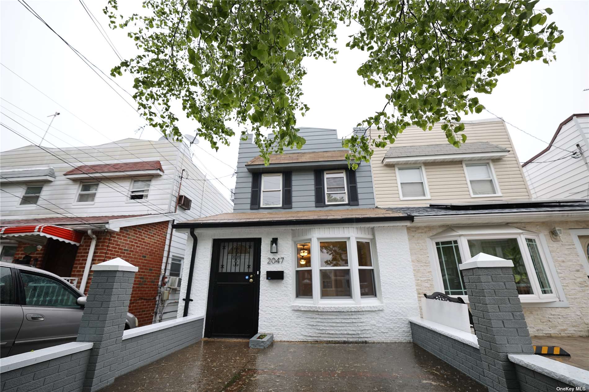 #1 photo, 2047 E 55th Street, 布鲁克林 Old Mill Basin , NY 11234