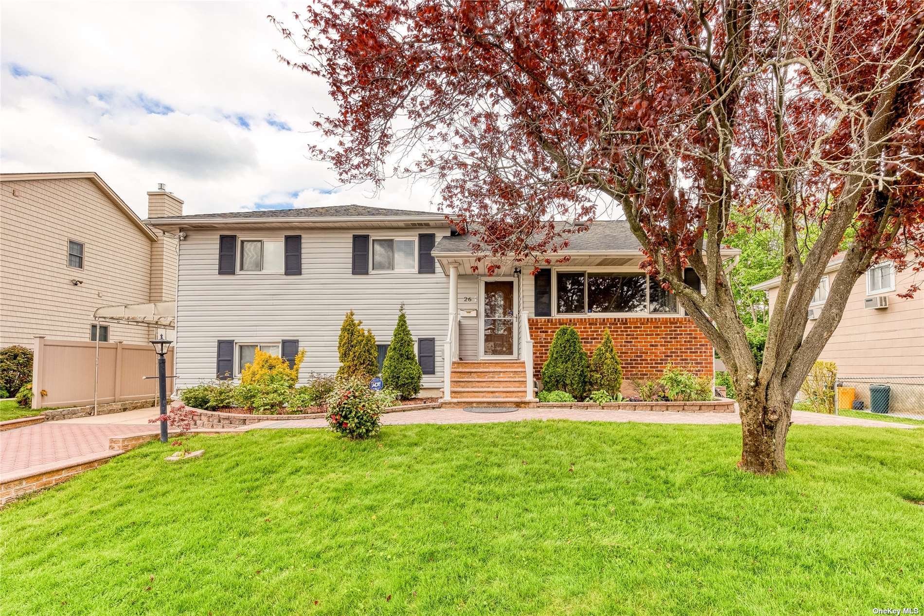 #1 photo, 26 Alexander Drive, 长岛 塞奥瑟 Syosset , NY 11791