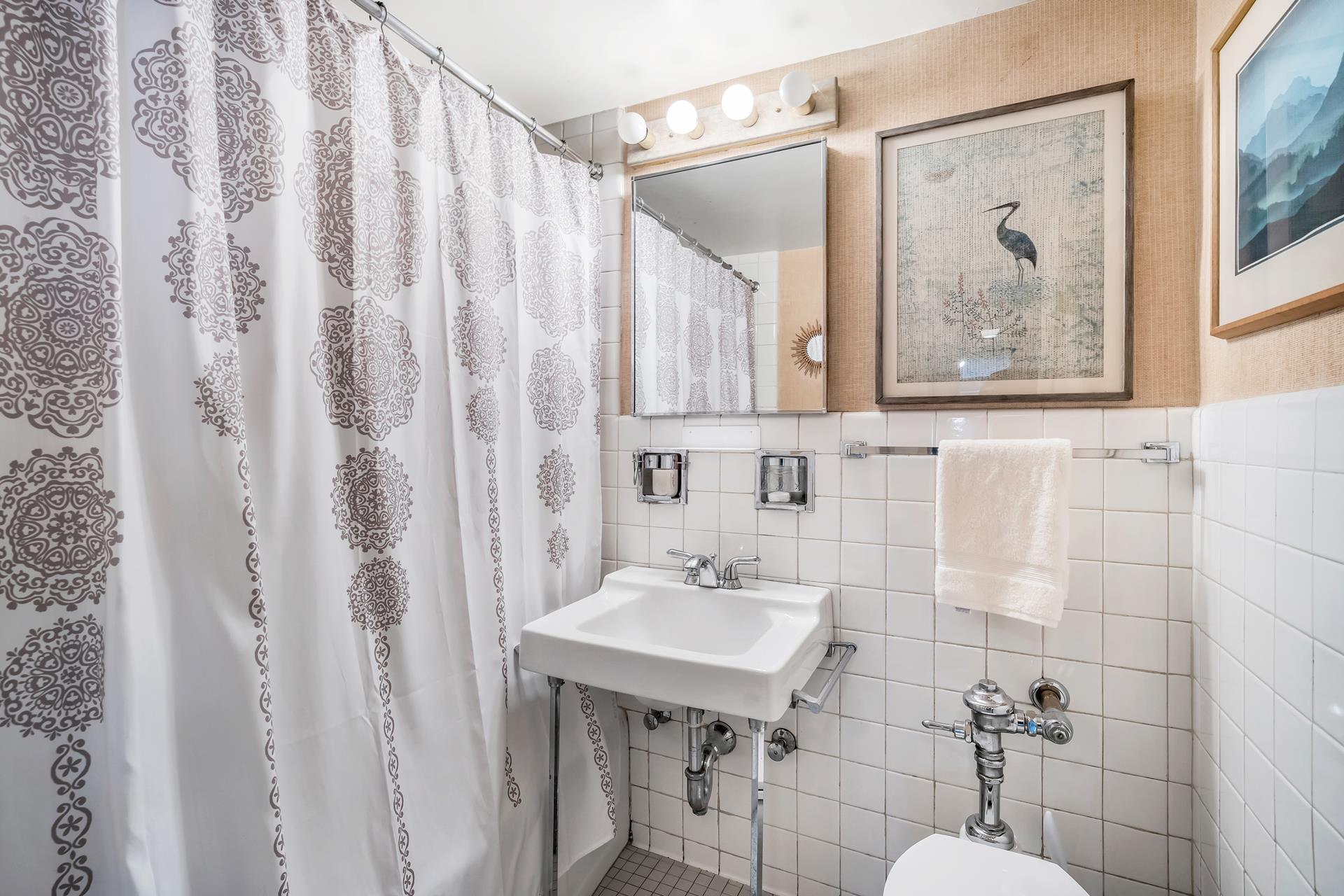 #1 photo, 70 East 10th Street, 曼哈顿 格林威治村 Greenwich Village , NY 10003