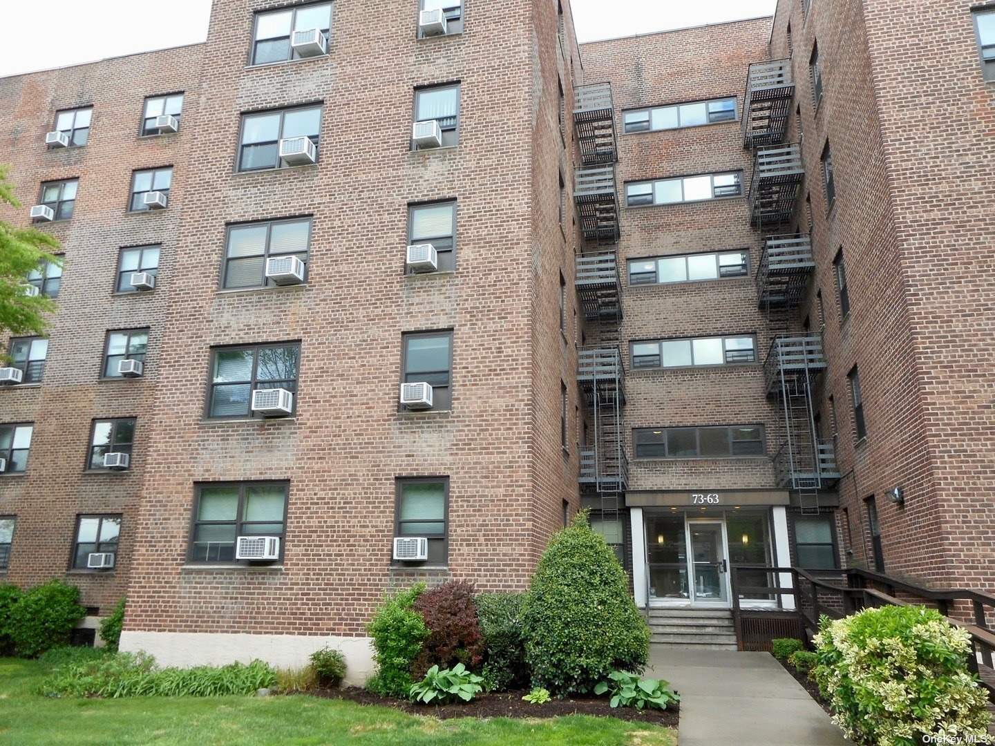 #1 photo, 73-63 Bell Blvd, 皇后區 貝塞 Bayside , NY 11364