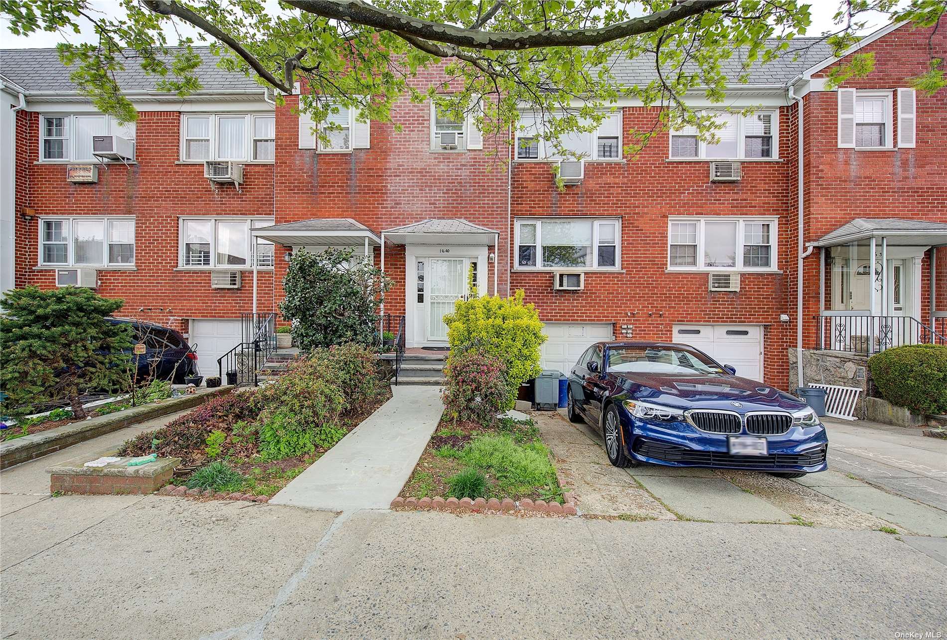 #1 photo, 16-40 Bell Boulevard, কুইন্‌স Bayside , NY 11360