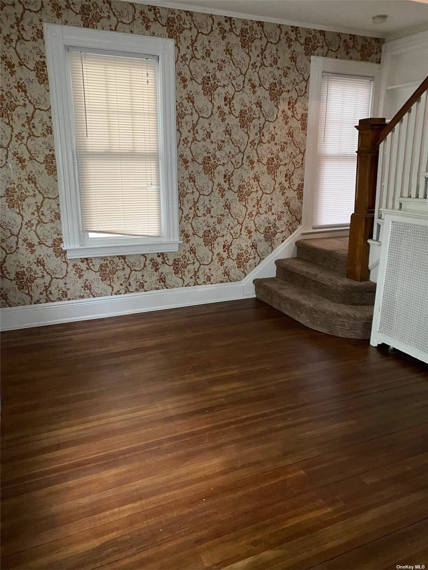 #1 photo, 82 Maple Avenue, 长岛 Cedarhurst , NY 11516