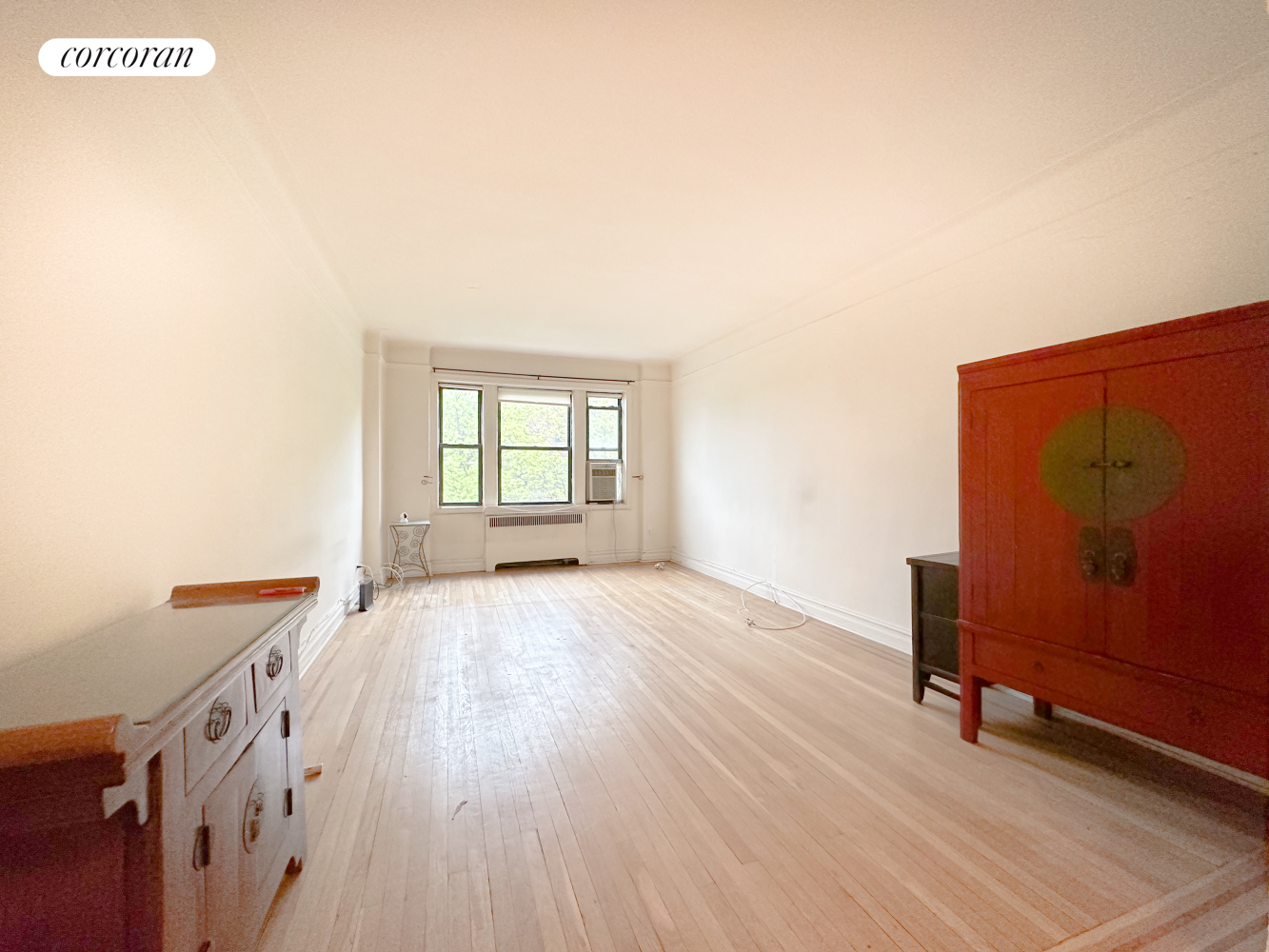 #1 photo, 84-12 35TH Avenue, 皇后区 杰克逊高地 Jackson Heights , NY 11372