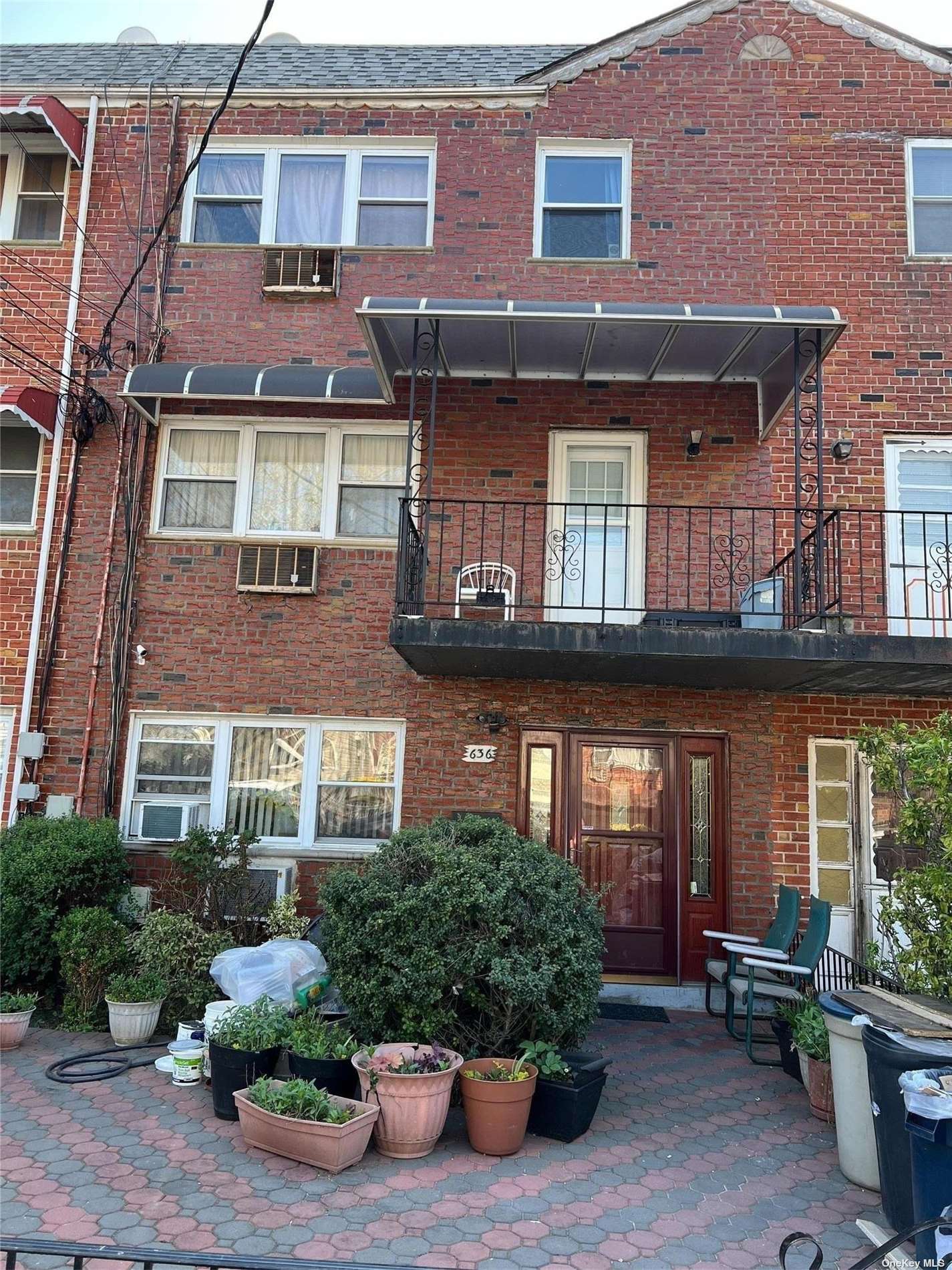 #1 photo, 636 E 86th Street, 布鲁克林 Canarsie , NY 11236