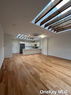 #1 photo, 136 Rockaway Avenue, 长岛 Valley Stream , NY 11580