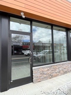 #1 photo, 140 Rockaway Avenue, 长岛 Valley Stream , NY 11580