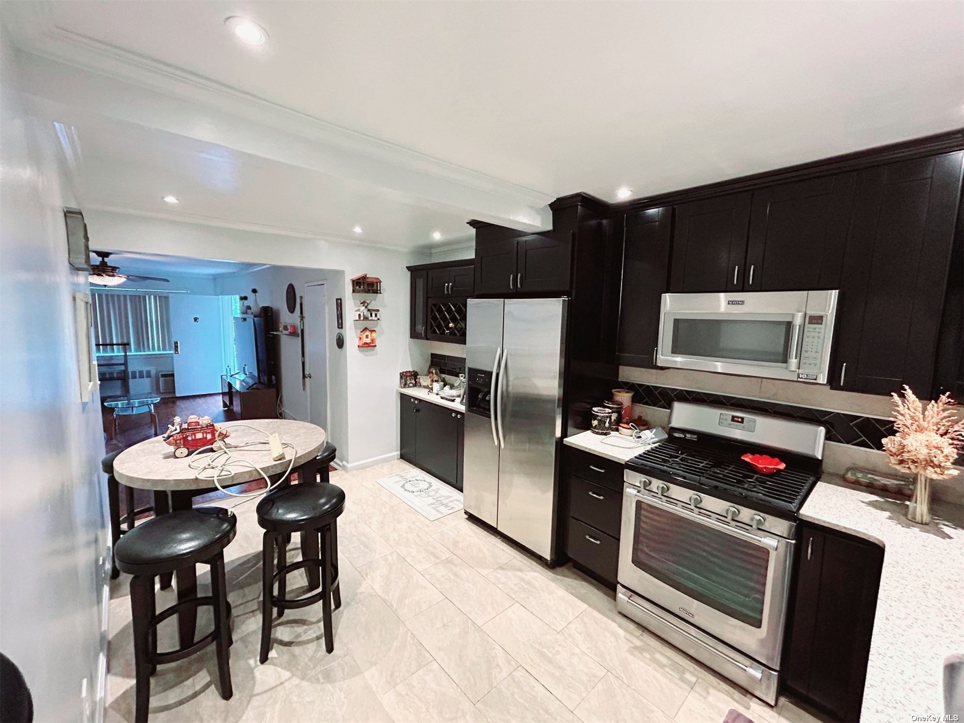 #1 photo, 67-10 152nd Street, 뉴욕퀸즈 Kew Garden Hills , NY 11367