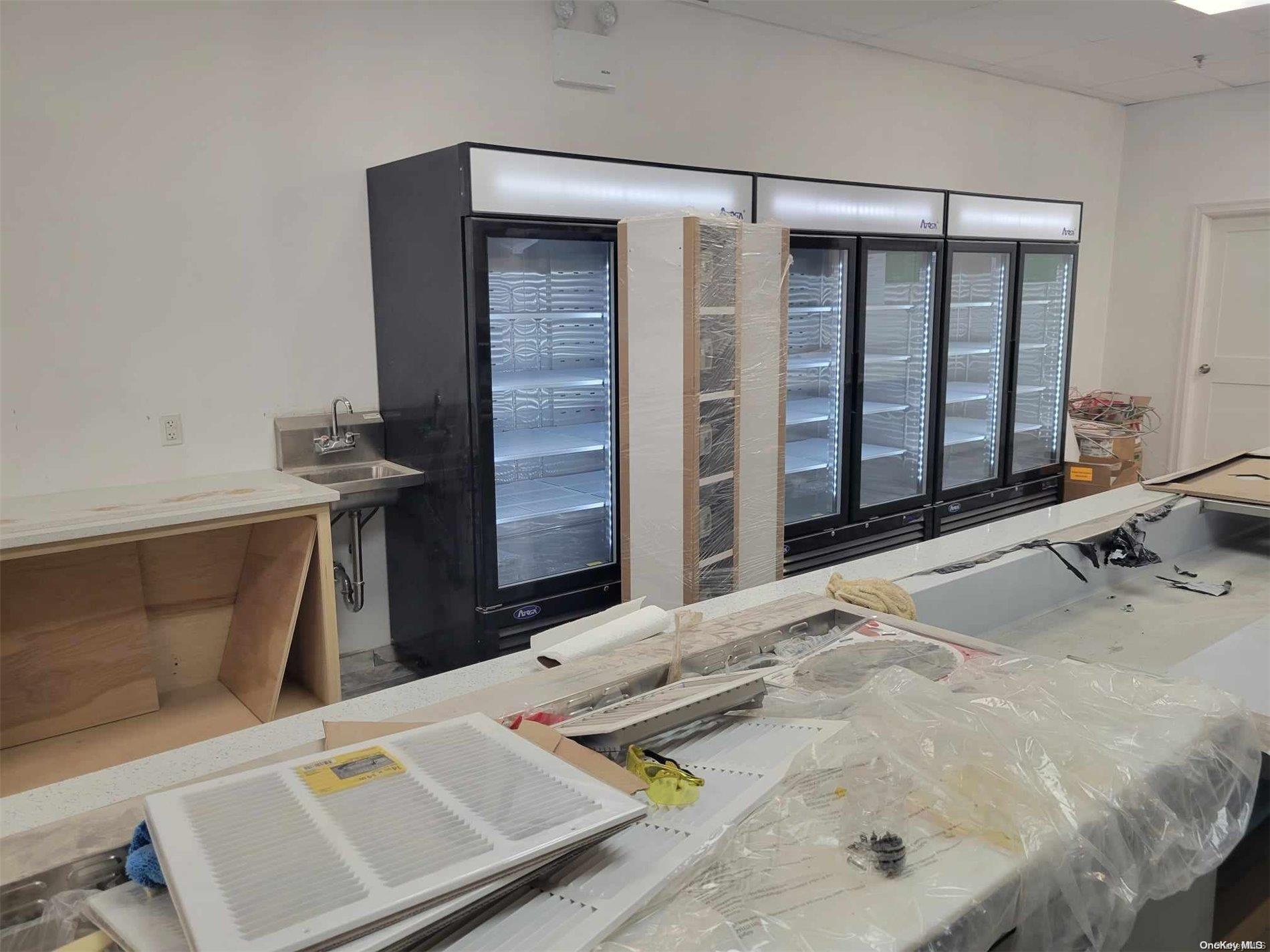 #9 photo, 472 Suffolk Avenue, サフォーク郡 Brentwood , NY 11717