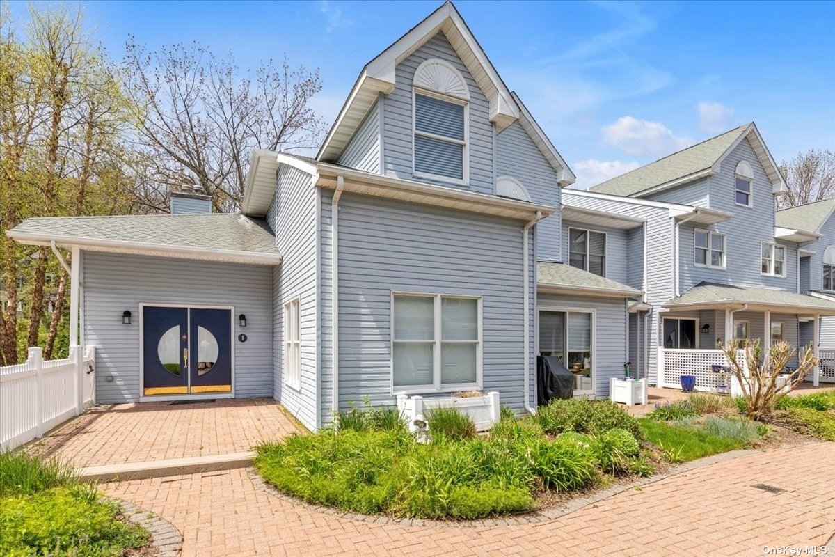 #1 photo, 1 Courtyard Circle, 东长岛 Centerport , NY 11721