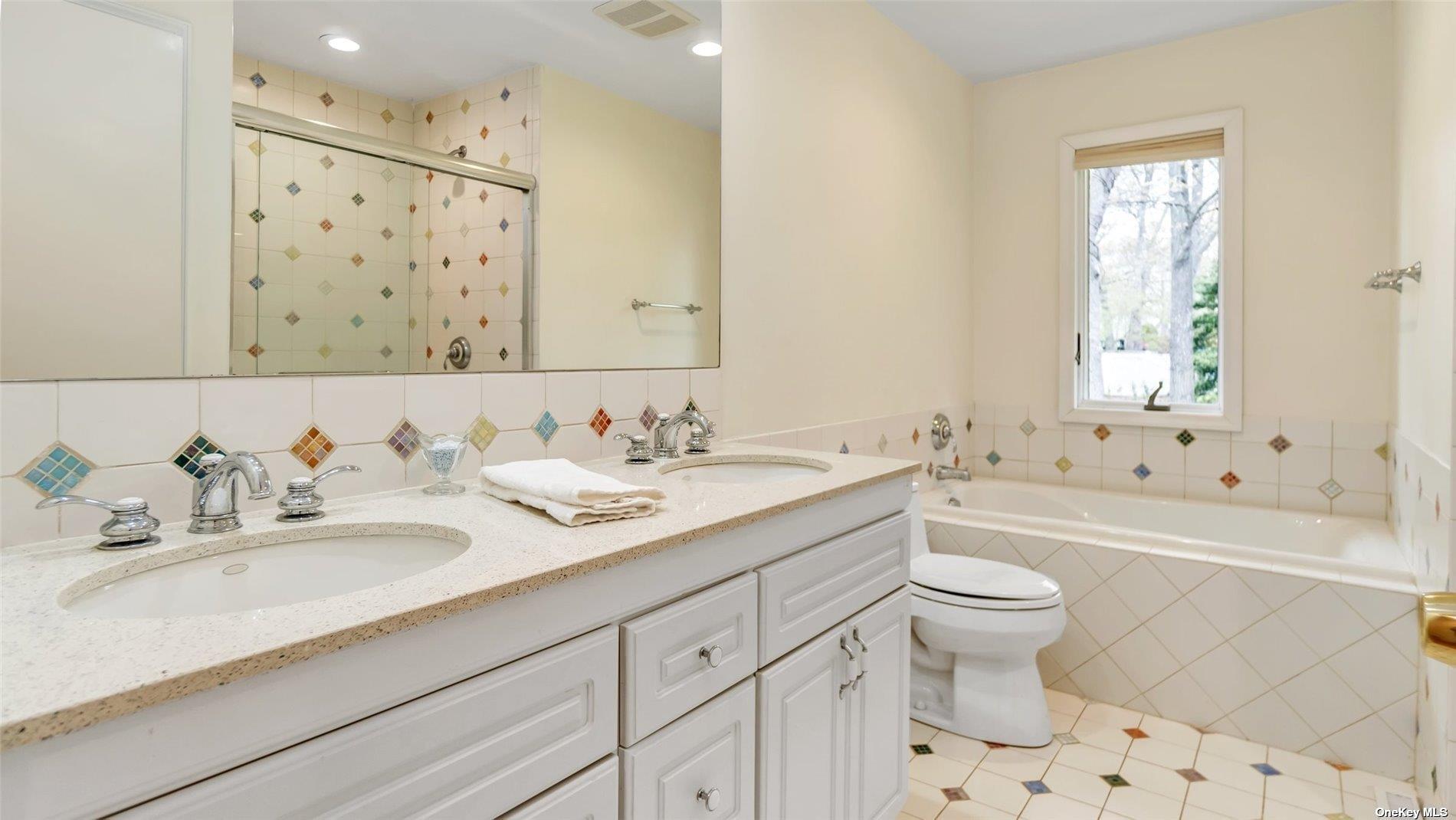 #16 photo, 8 Coolidge Lane, サフォーク郡 East Quogue , NY 11942