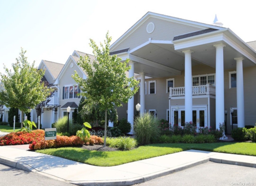 #1 photo, 2200 Dolphin Lane, 东长岛 Holbrook , NY 11741