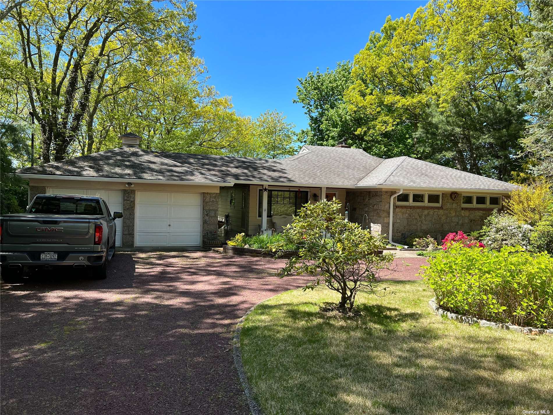 #1 photo, 22 Marys Lane, 东长岛 Centerport , NY 11721