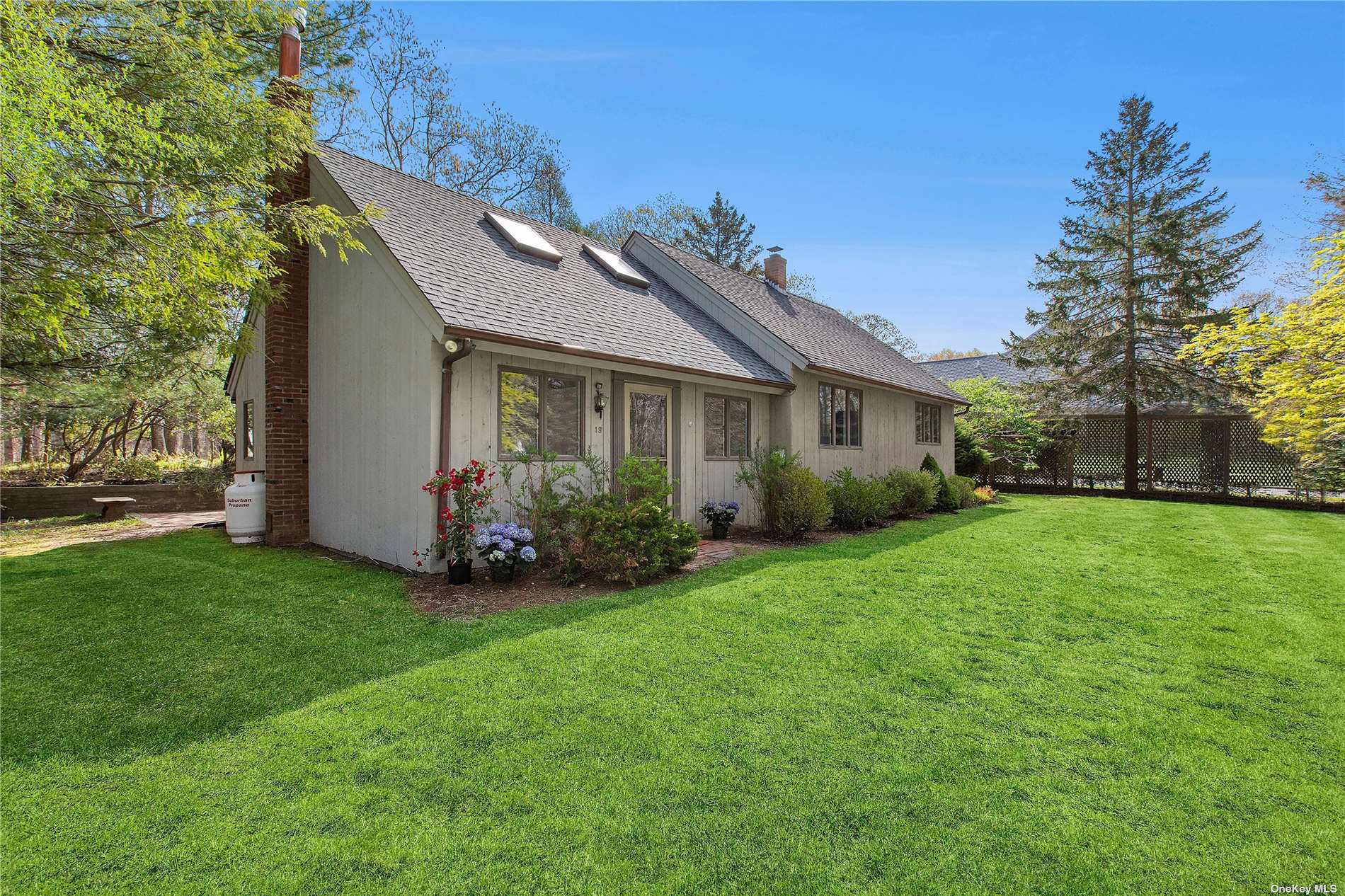 #1 photo, 19 Widgeon Lane, 东长岛 汉普顿 Sag Harbor , NY 11963