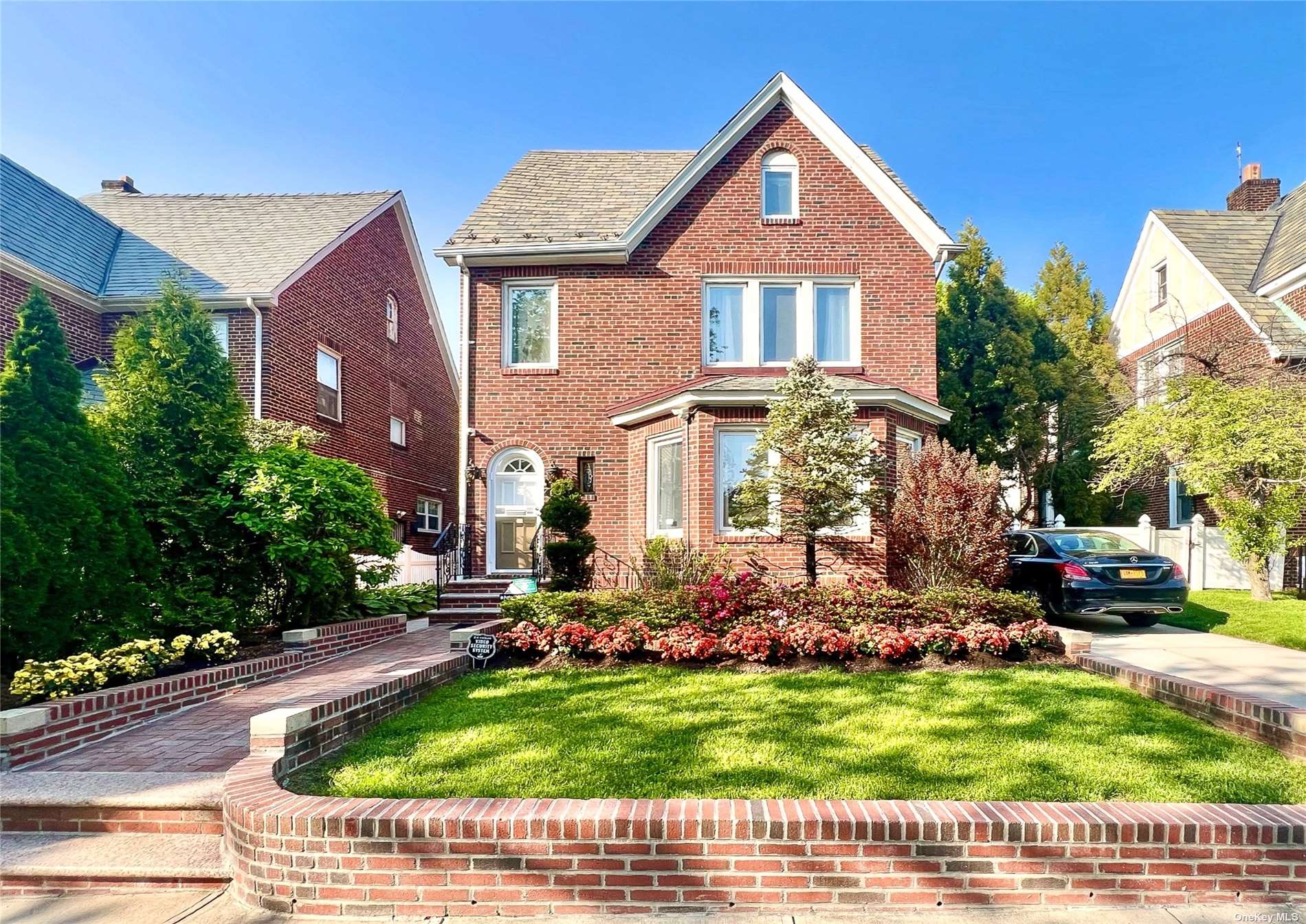 #1 photo, 69-53 Harrow Street, 皇后区 森林小丘 Forest Hills , NY 11375