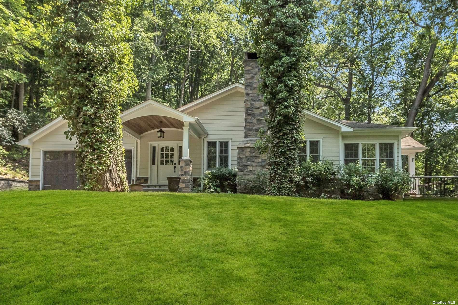 #1 photo, 10 Laurel Cove Road, 长岛 Oyster Bay Cove , NY 11771