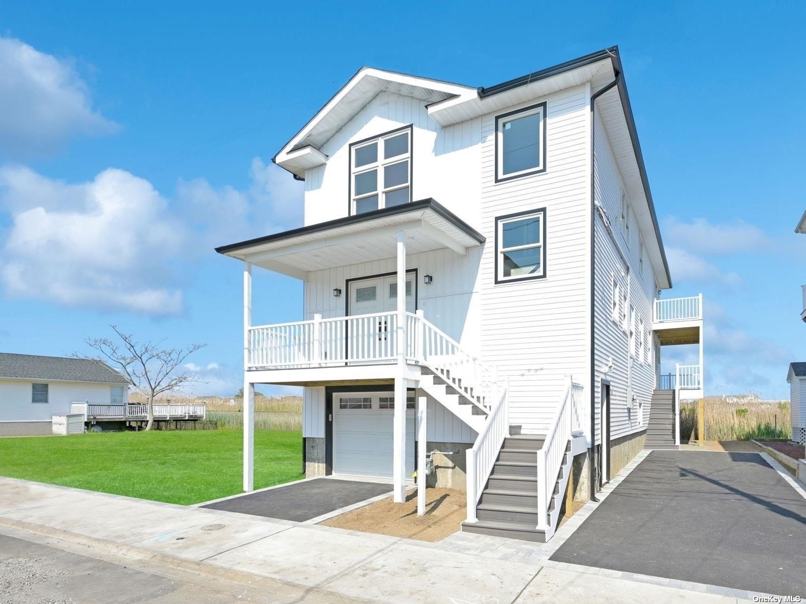 #1 photo, 914 Arctic Street, 东长岛 Lindenhurst , NY 11757