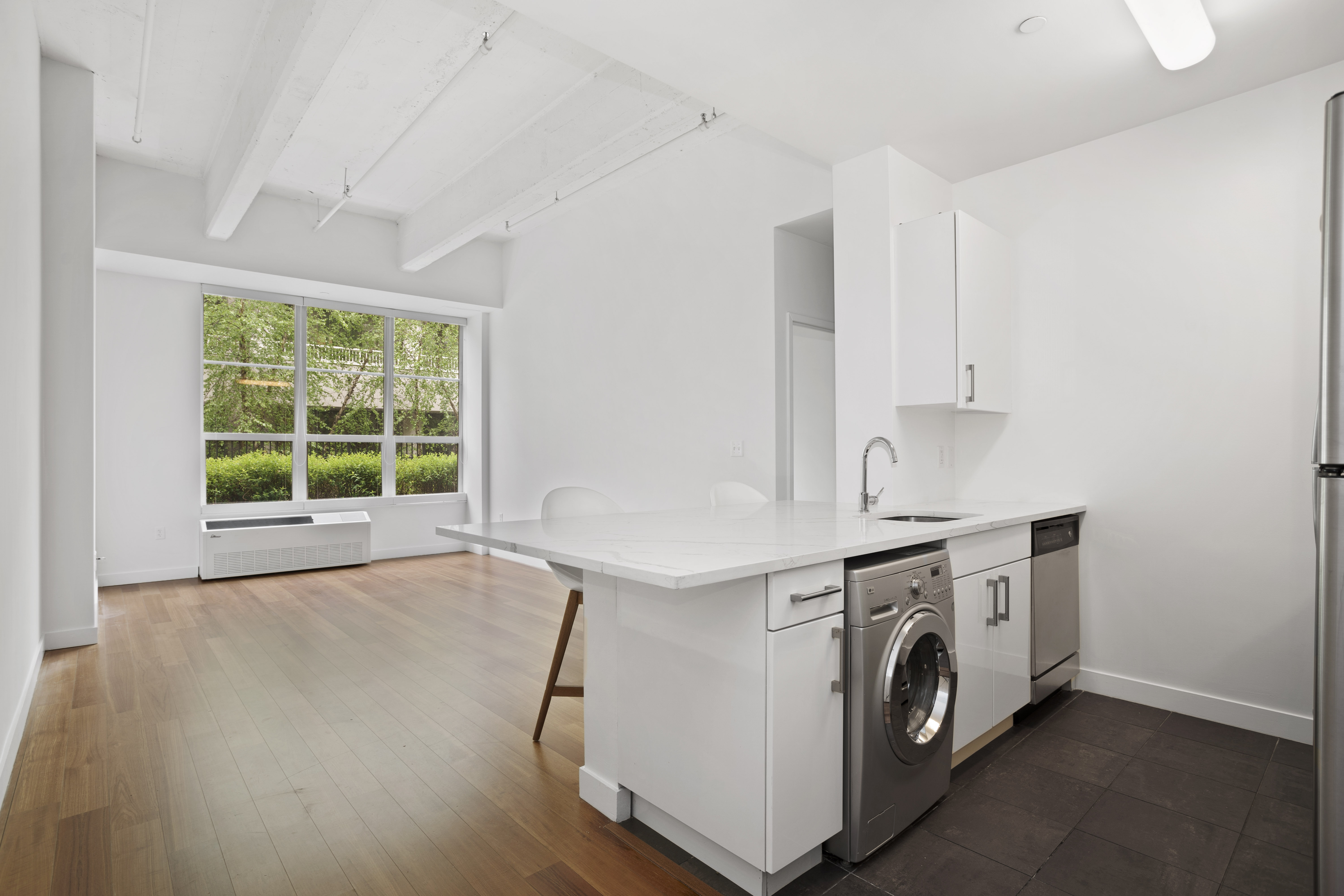 #1 photo, 184 KENT Avenue, 布鲁克林 威廉斯堡 Williamsburg , NY 11249