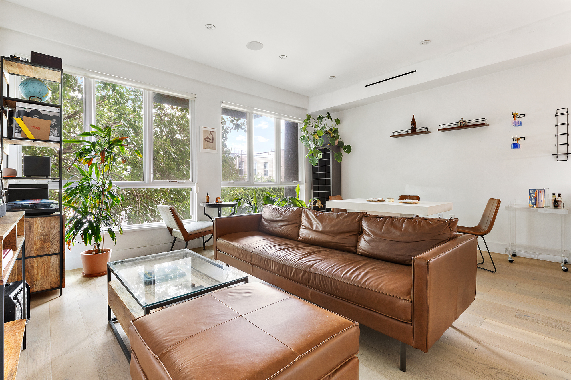 #1 photo, 1129 Halsey Street, 布鲁克林 布什维克 Bushwick , NY 11207