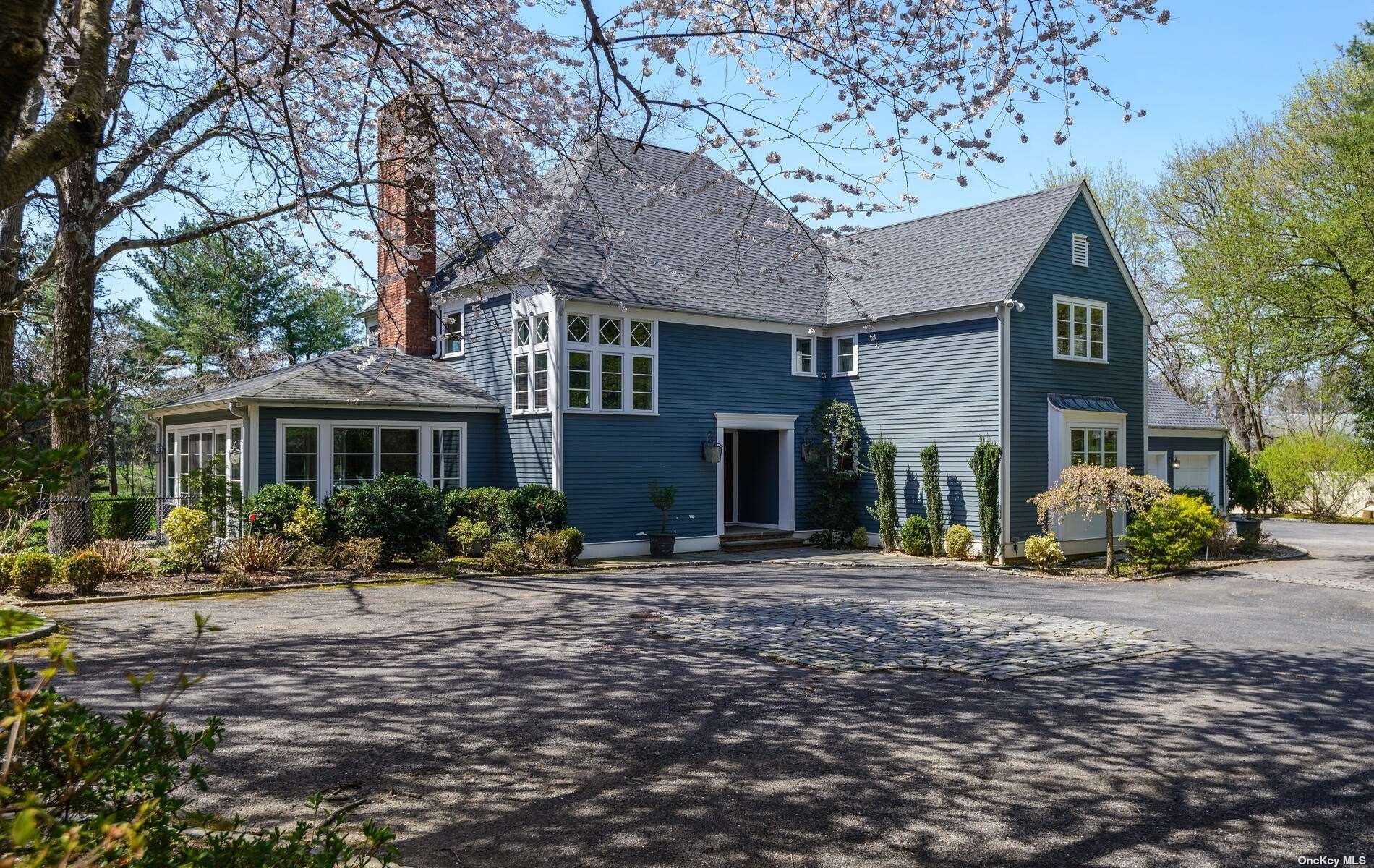 #1 photo, 12 Cherrywood Road, 长岛 Locust Valley , NY 11560