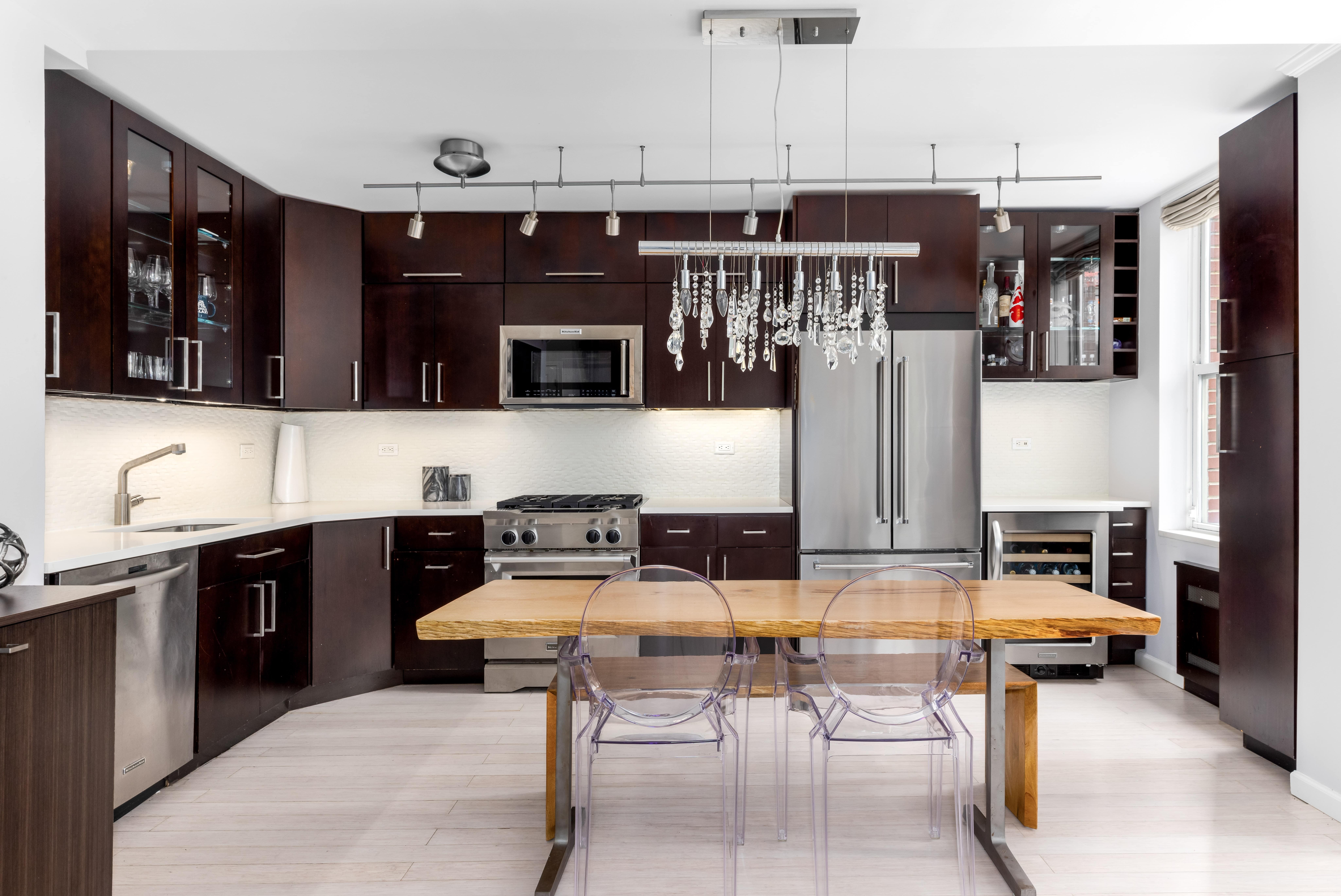 #1 photo, 21 S END Avenue, Battery Park , NY 10280