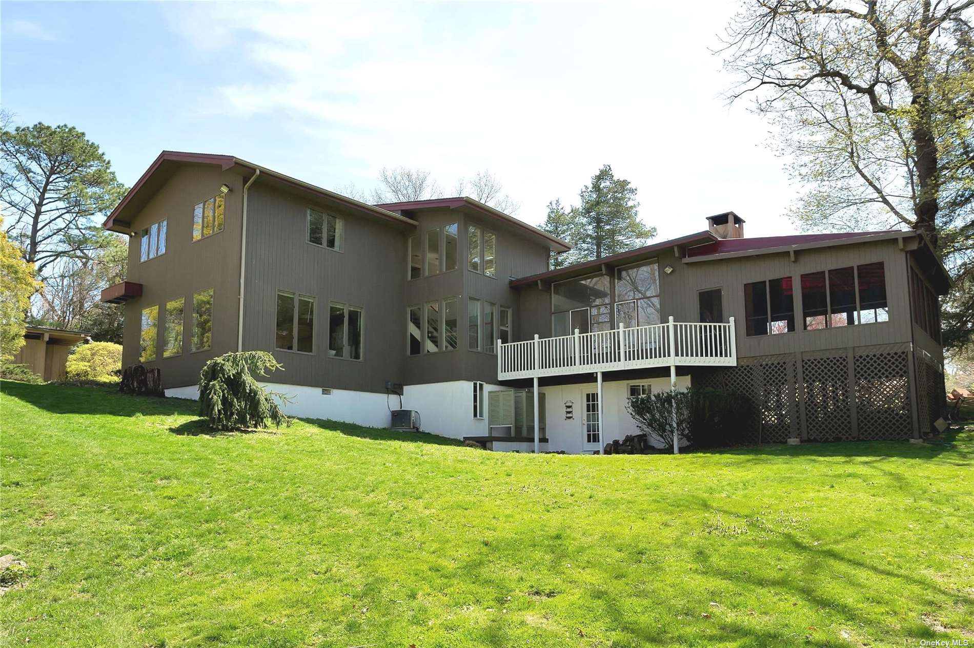 #1 photo, 3 Gerry Lane, 东长岛 Lloyd Neck , NY 11743