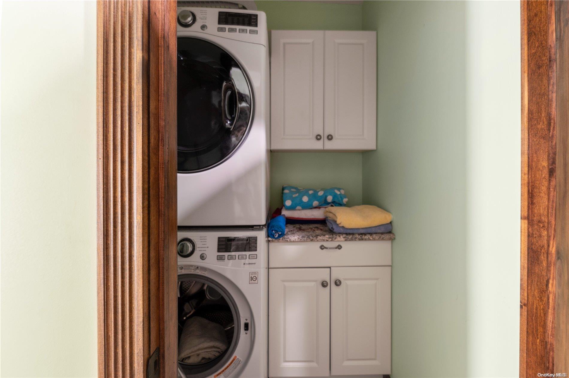 #12 photo, 289 Cottage Walk, Ocean Beach , NY 11770