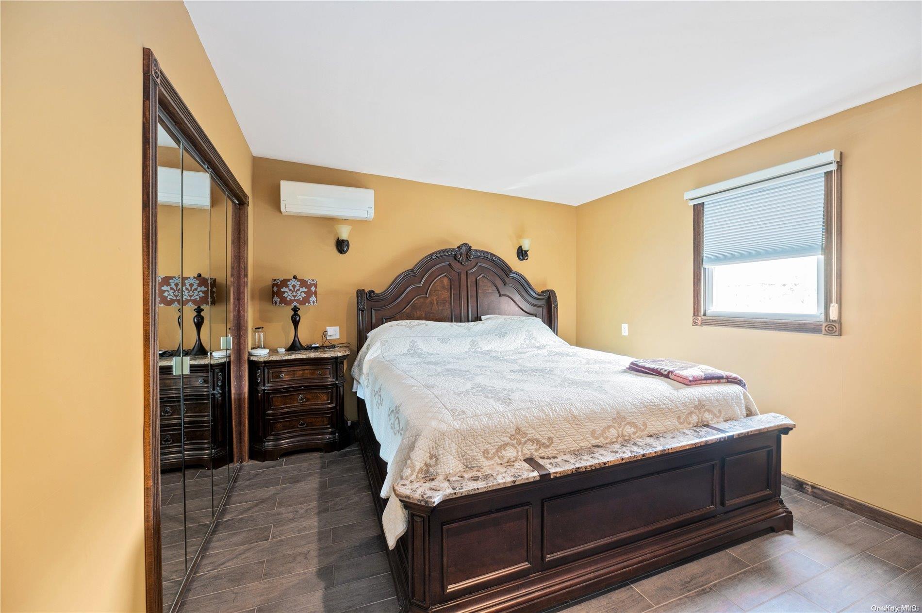 #8 photo, 289 Cottage Walk, Ocean Beach , NY 11770