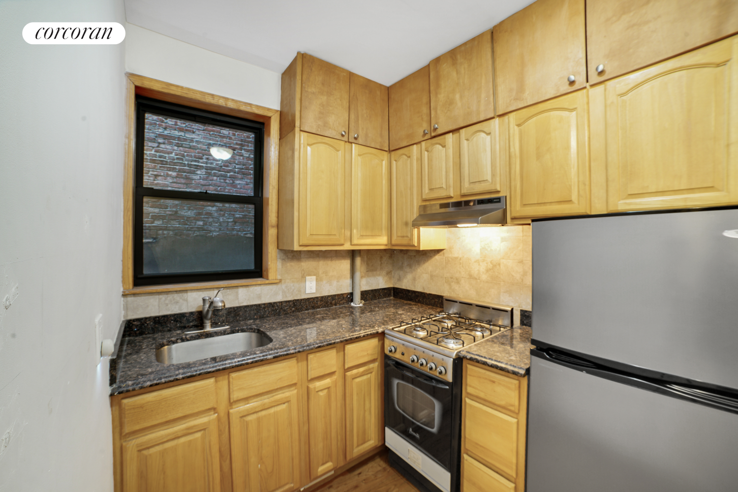 #1 photo, 526 East 82nd Street, Upper East Side , NY 10028