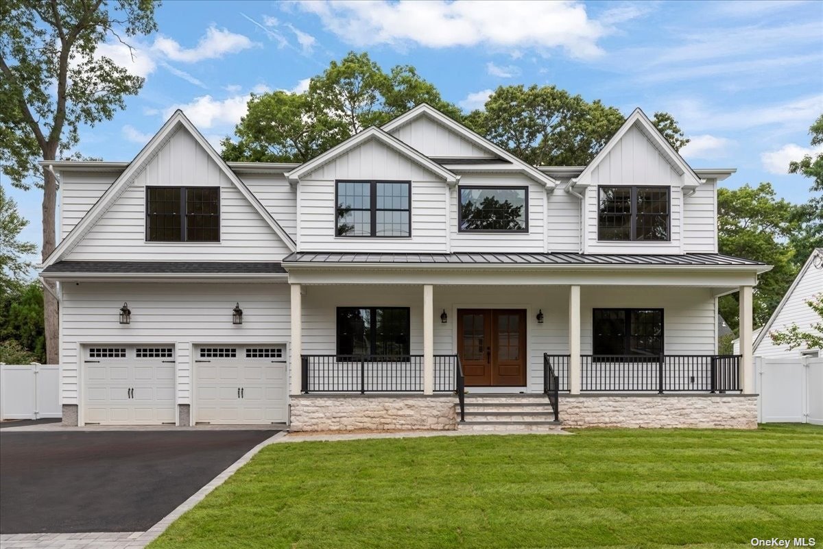 #1 photo, 205 Cayuga Avenue, 长岛 North Bellmore , NY 11710