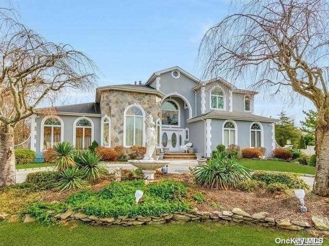 #1 photo, 12 Phillips Lane, 东长岛 Lake Grove , NY 11755