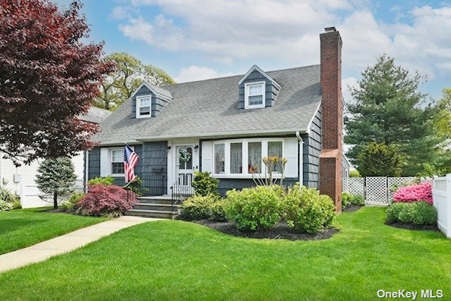 #1 photo, 1952 Miller Place, Merrick , NY 11566