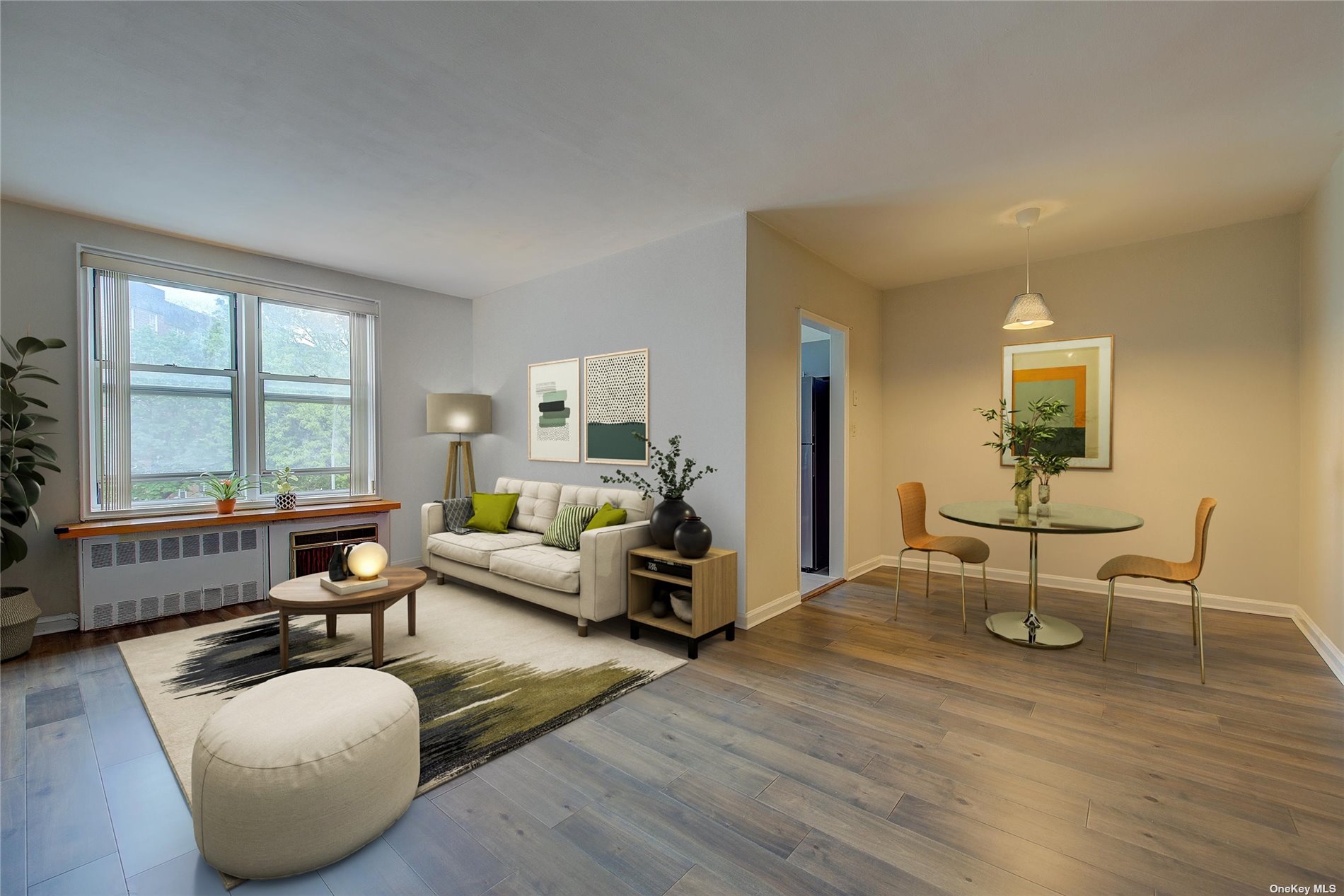 #1 photo, 66-10 Yellowstone Blvd, 皇后区 森林小丘 Forest Hills , NY 11375