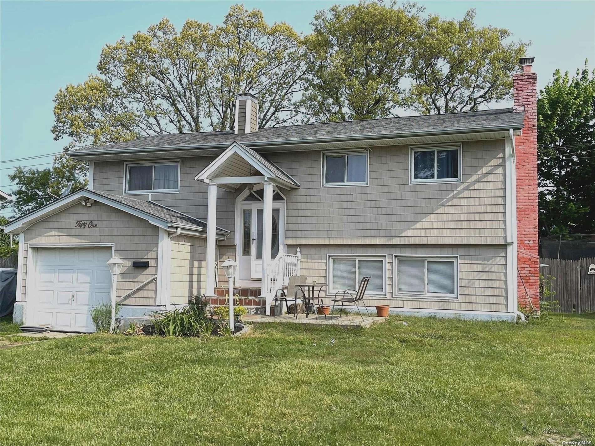 #1 photo, 51 Thomas Street, Brentwood , NY 11717