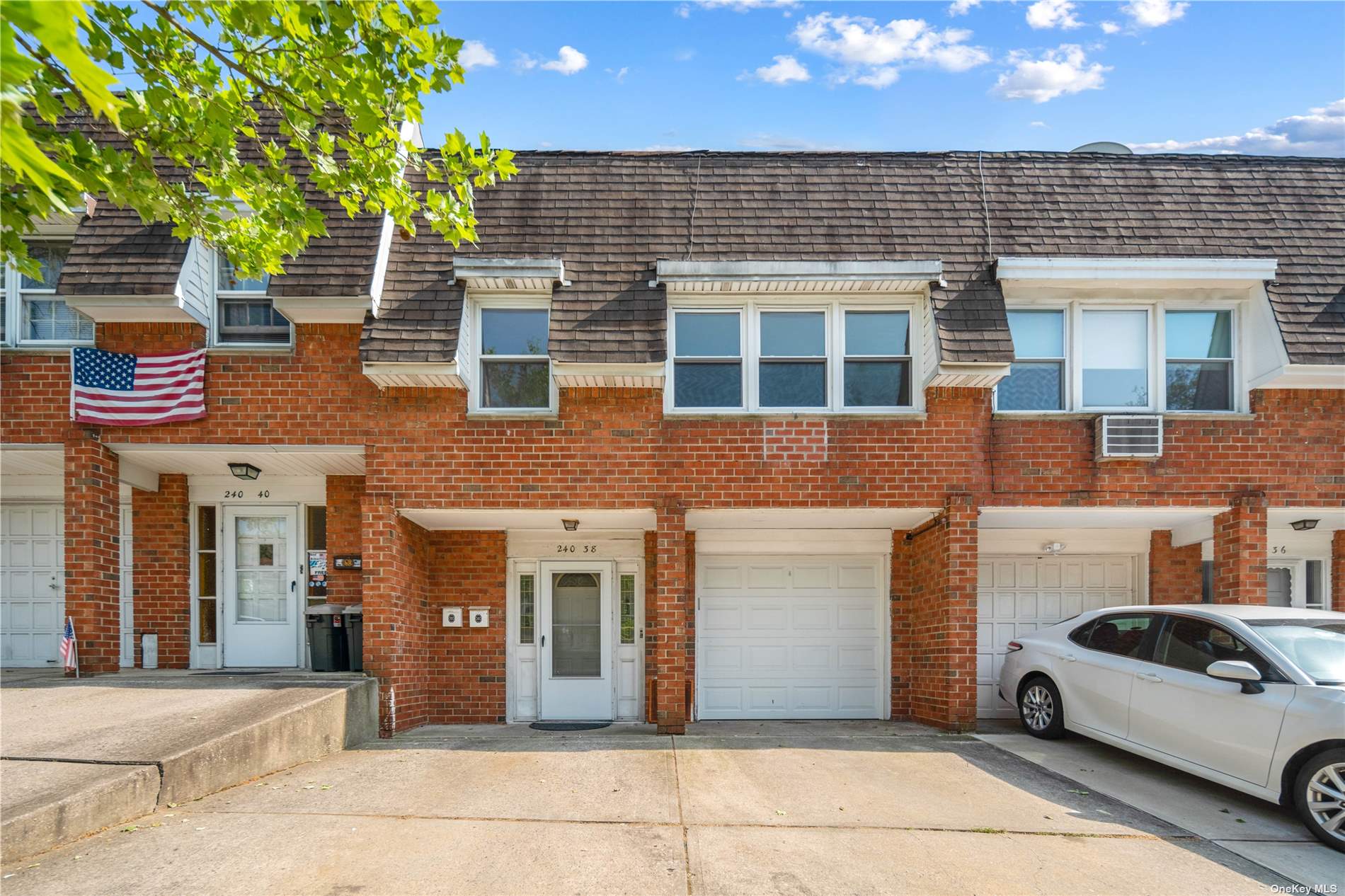 #1 photo, 240-38 68th Avenue, 皇后区 小颈 Little Neck , NY 11362