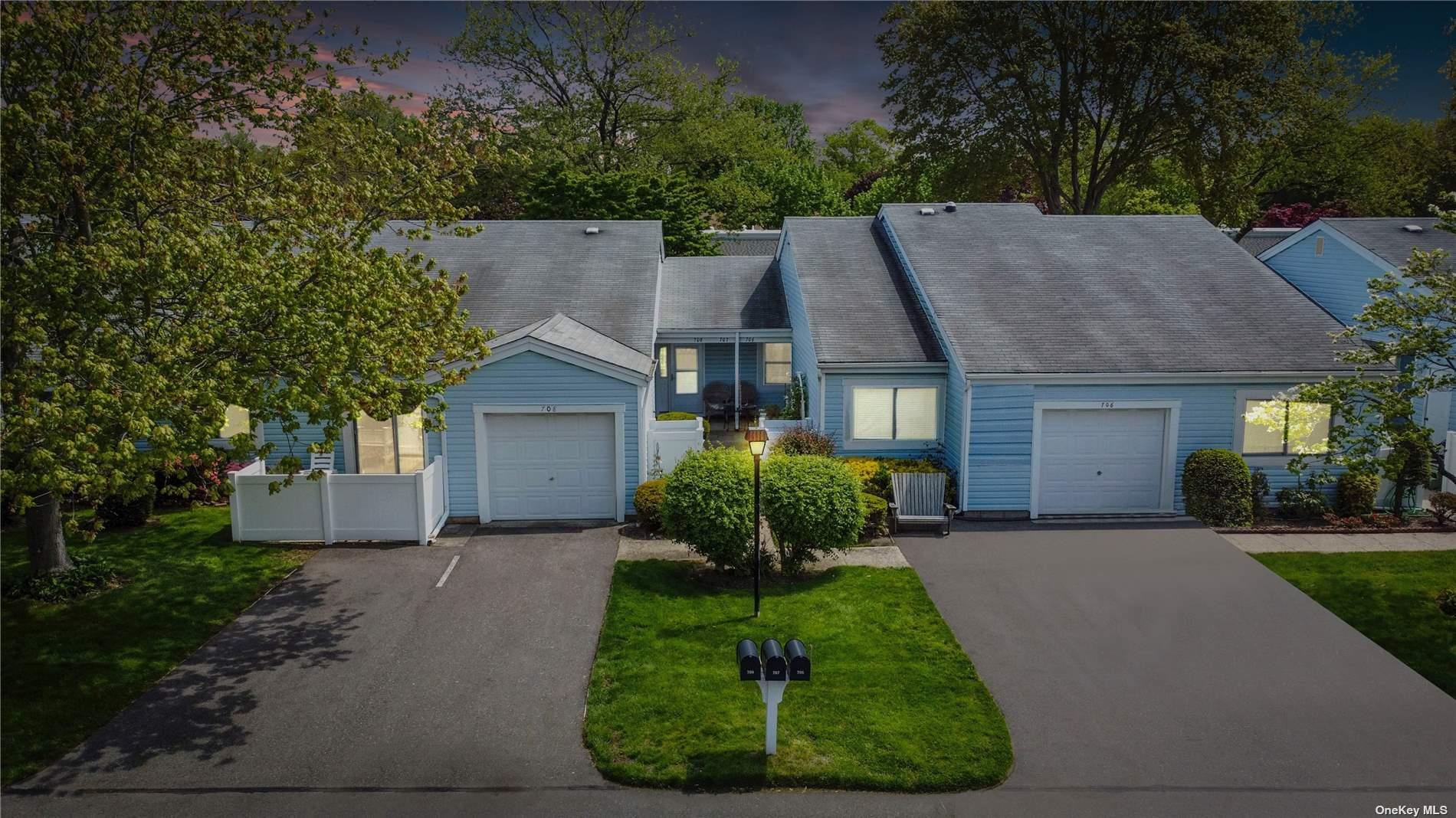 #1 photo, 707 Cabot Court, 东长岛 Saint James , NY 11780