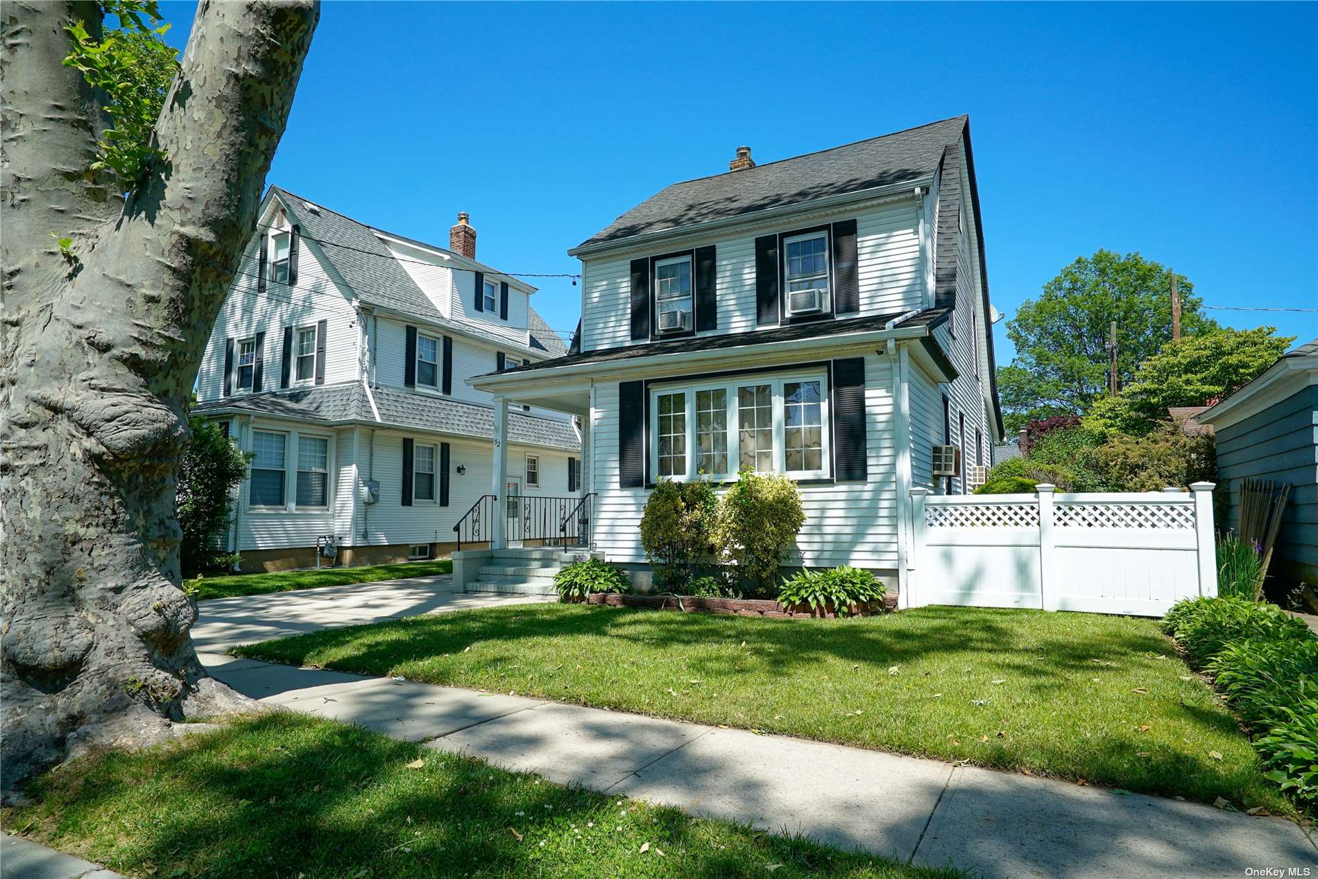 #1 photo, 52 Violet Avenue, 长岛 Mineola , NY 11501